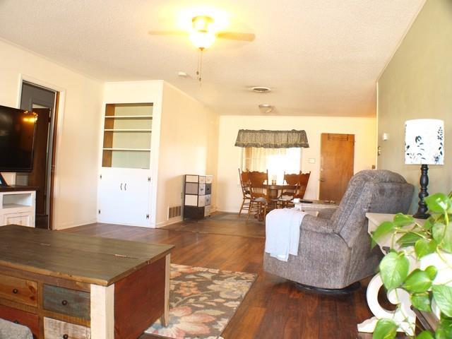 1016 Bois D Arc Street - Photo 3