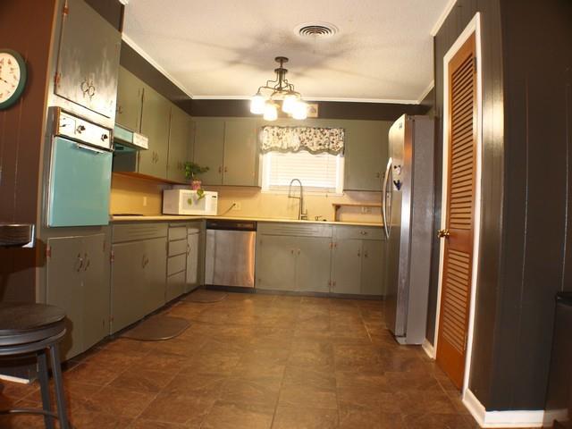 1016 Bois D Arc Street - Photo 5