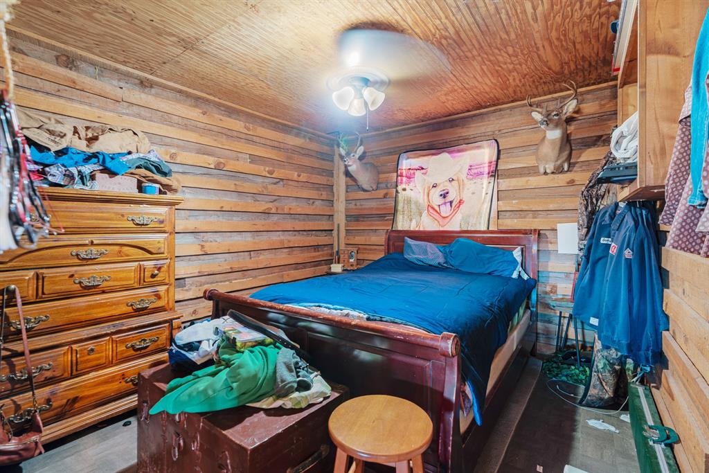 4060 CR 36220 - Photo 19