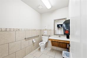 1301 E Weatherford Street - Photo 33