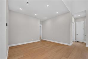 906 Montrose Drive - Photo 20