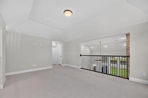 906 Montrose Drive - Photo 24