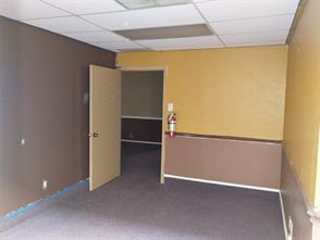 619 Mercury Avenue - Photo 3