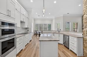 5182 Bayshore Drive - Photo 3
