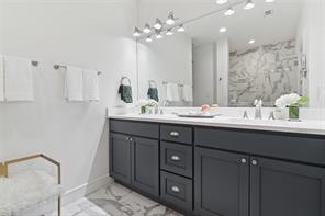 5065 Gaston Avenue - Photo 13