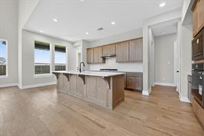 2414 Drummond Street - Photo 2