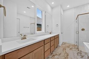 2408 Drummond Street - Photo 15