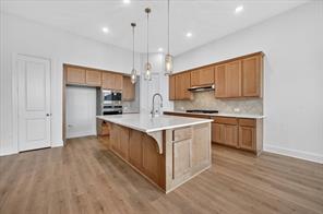 2408 Drummond Street - Photo 2
