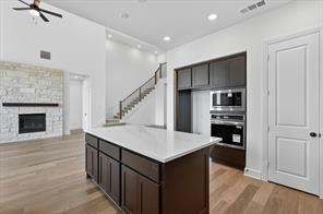 2716 Railway Street - Photo 6