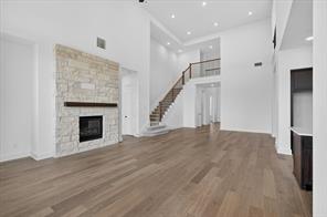 2716 Railway Street - Photo 7