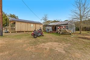 241 County Road 2153 - Photo 4