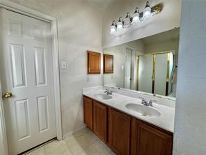 829 John Peter Way - Photo 14