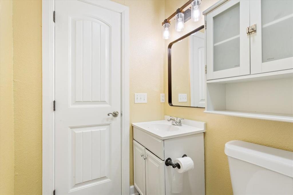 102 E Southland Avenue - Photo 12