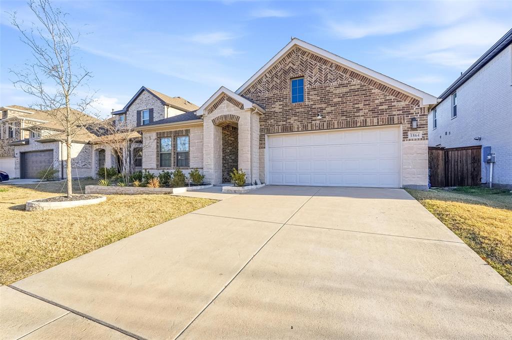 1864 Everglades Drive - Photo 1