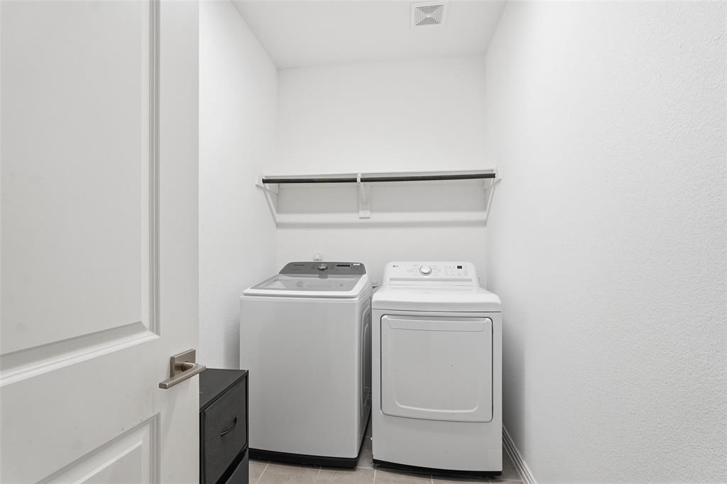 1864 Everglades Drive - Photo 18