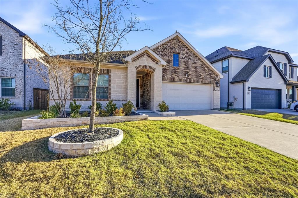 1864 Everglades Drive - Photo 2