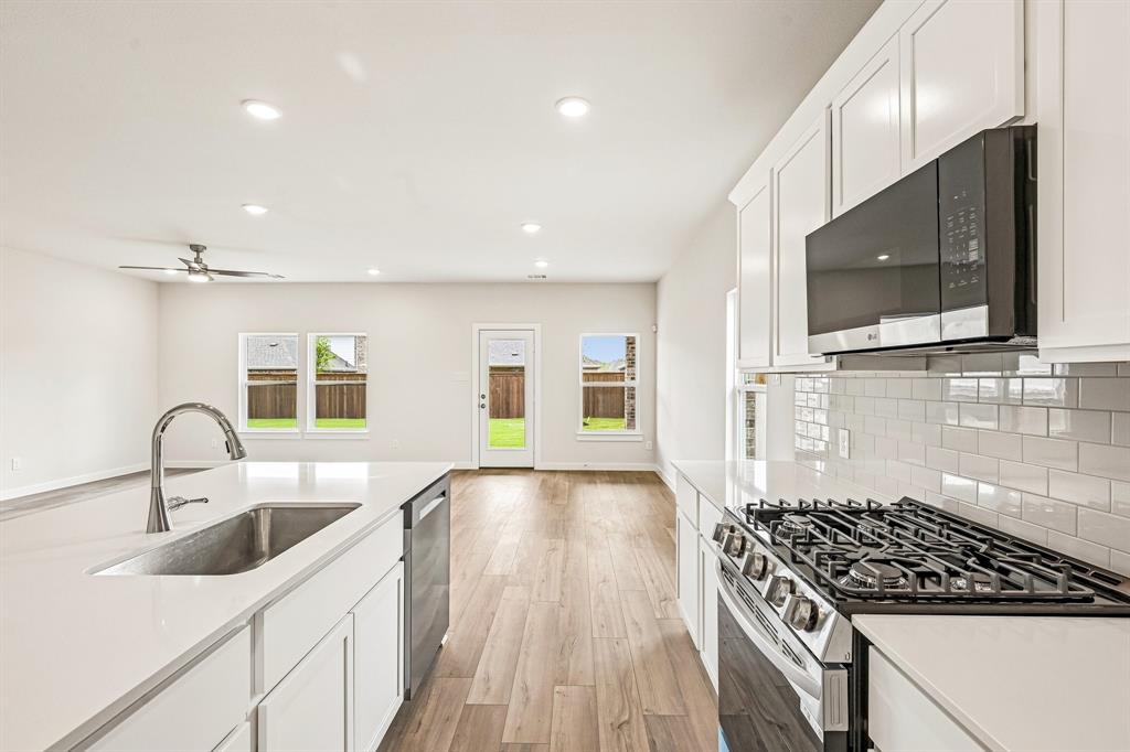 712 Vineyard Way - Photo 10