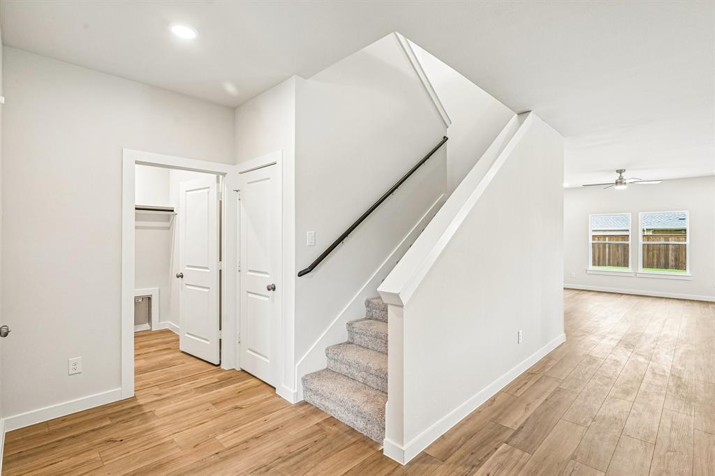 712 Vineyard Way - Photo 4