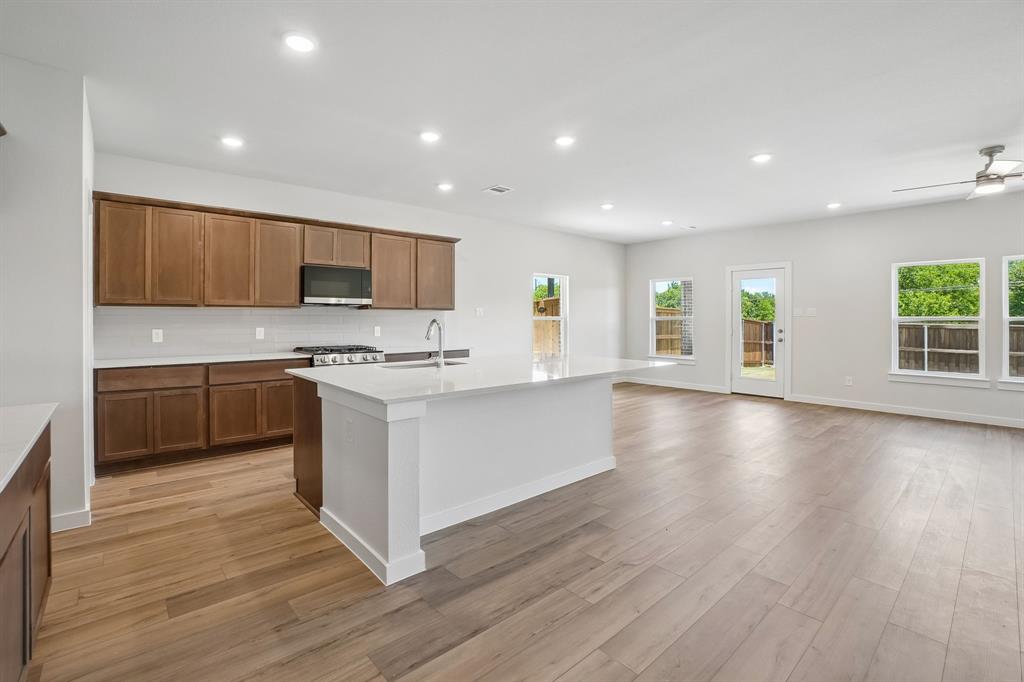 713 Vineyard Way - Photo 10