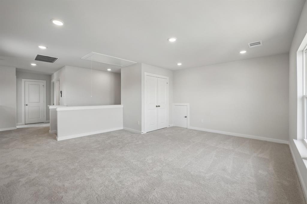 713 Vineyard Way - Photo 19