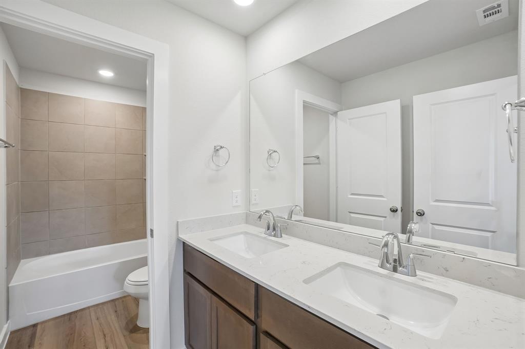 713 Vineyard Way - Photo 22