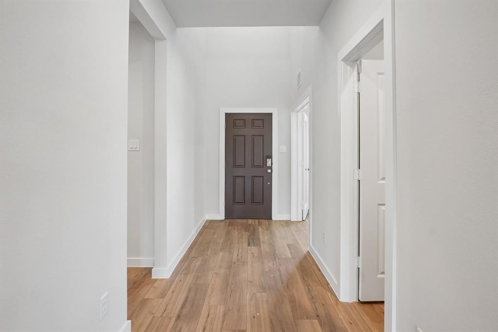 713 Vineyard Way - Photo 4