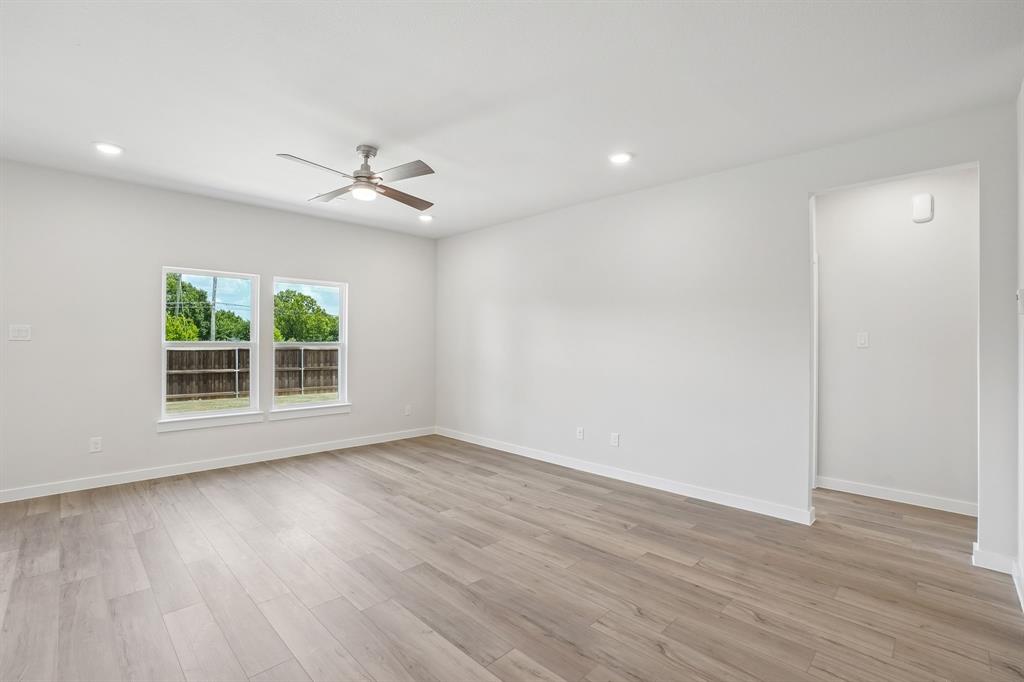 713 Vineyard Way - Photo 8