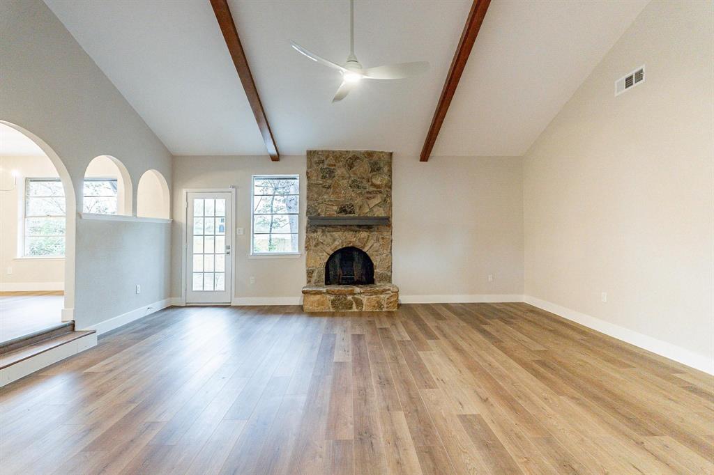 2105 Castle Oaks Drive - Photo 2