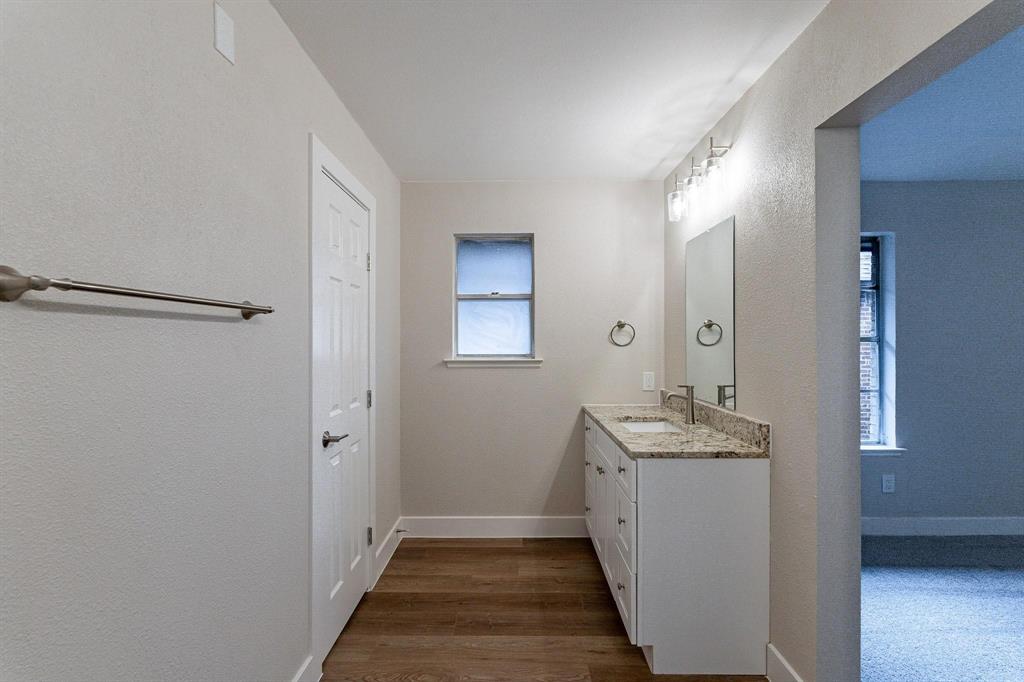 2105 Castle Oaks Drive - Photo 21