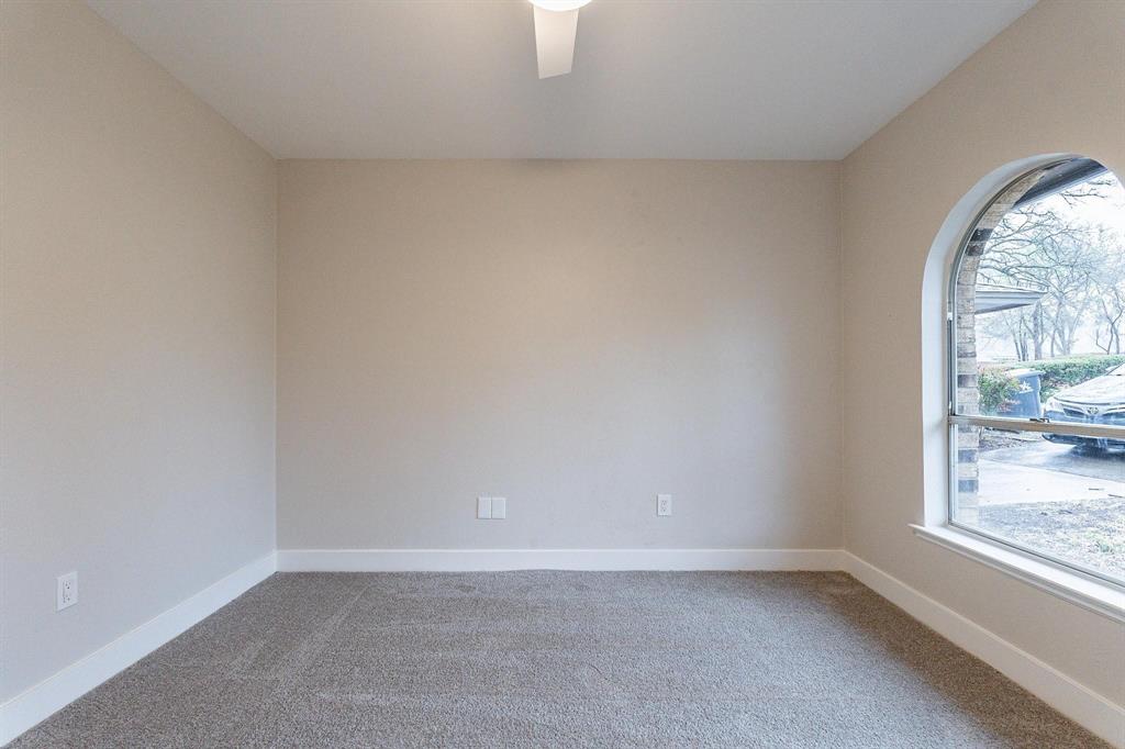 2105 Castle Oaks Drive - Photo 25