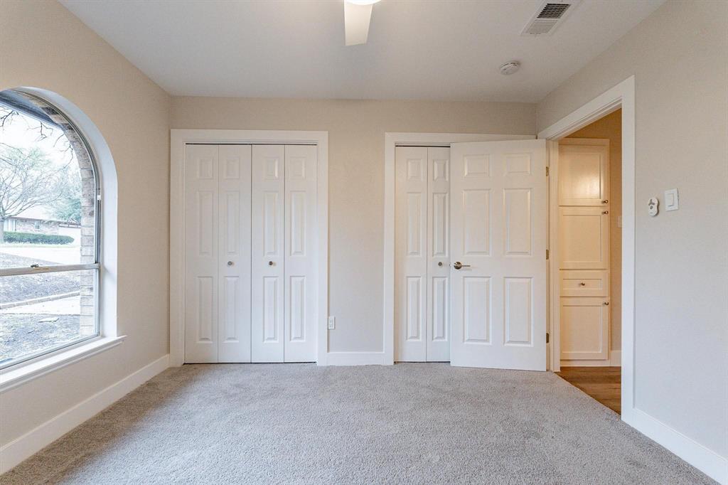 2105 Castle Oaks Drive - Photo 4