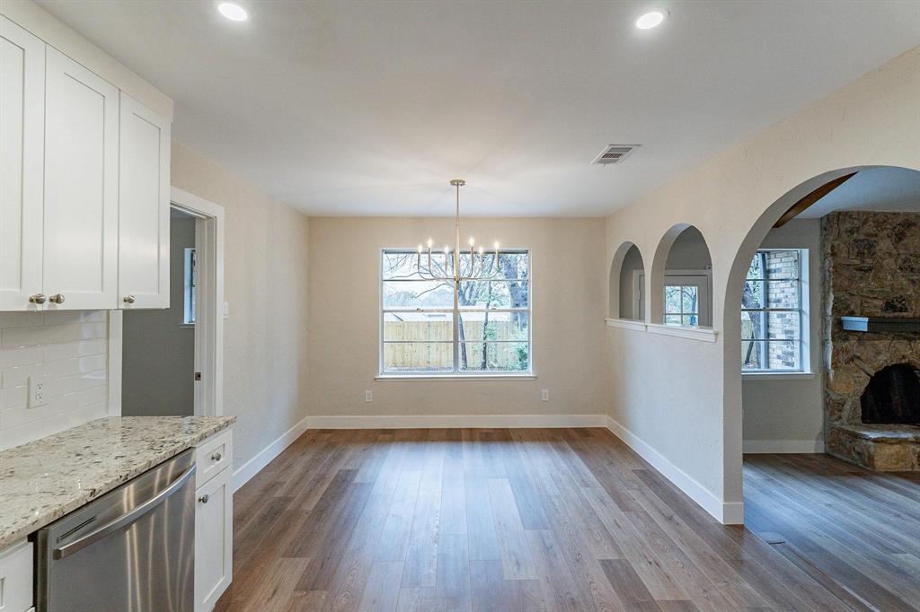 2105 Castle Oaks Drive - Photo 8