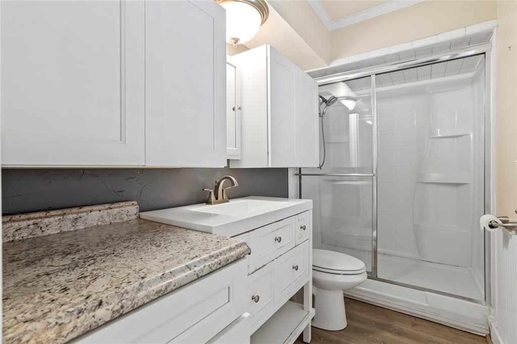 1401 Greenbrier Drive - Photo 19