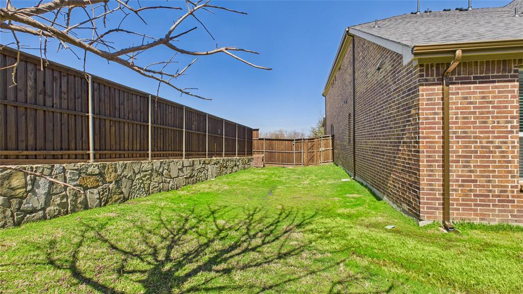 645 Sundrop Drive - Photo 37