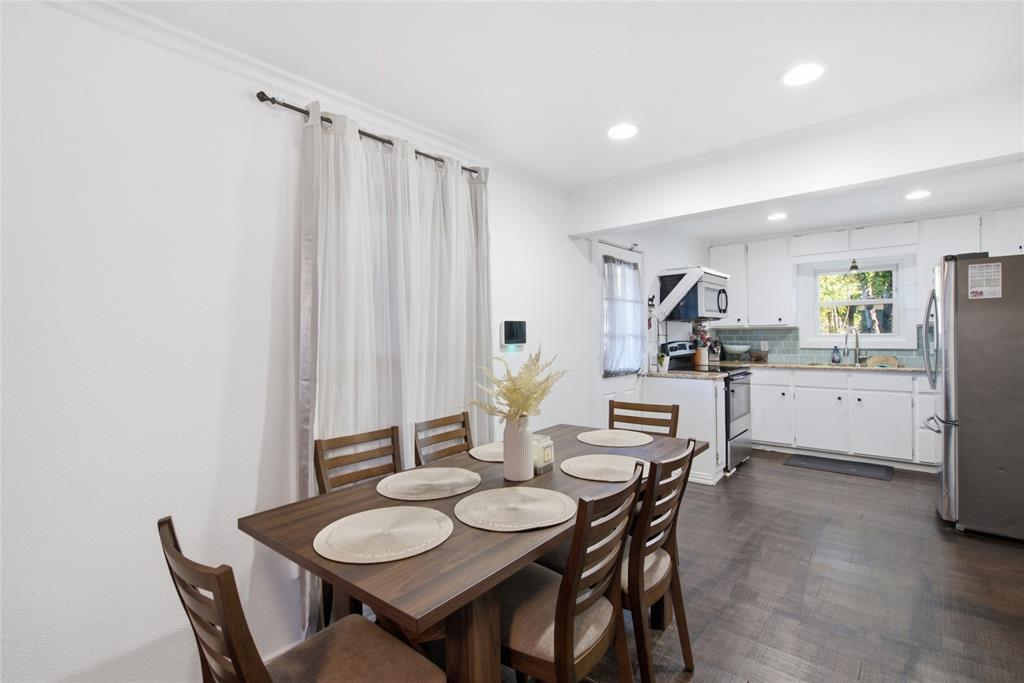 116 W 7th Street - Photo 10