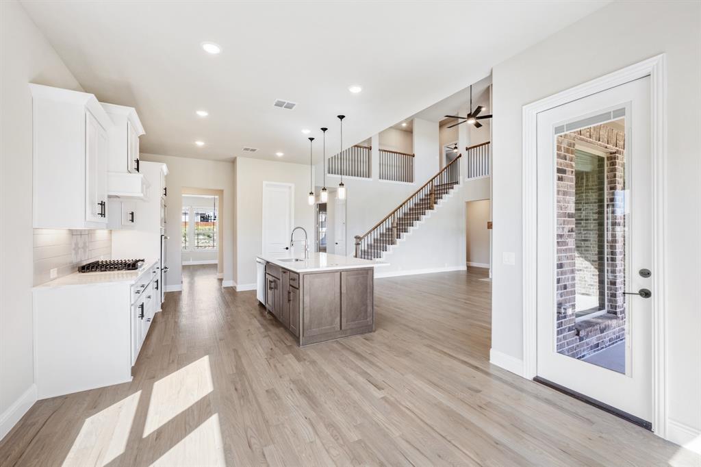 1306 Parkmont Court - Photo 12