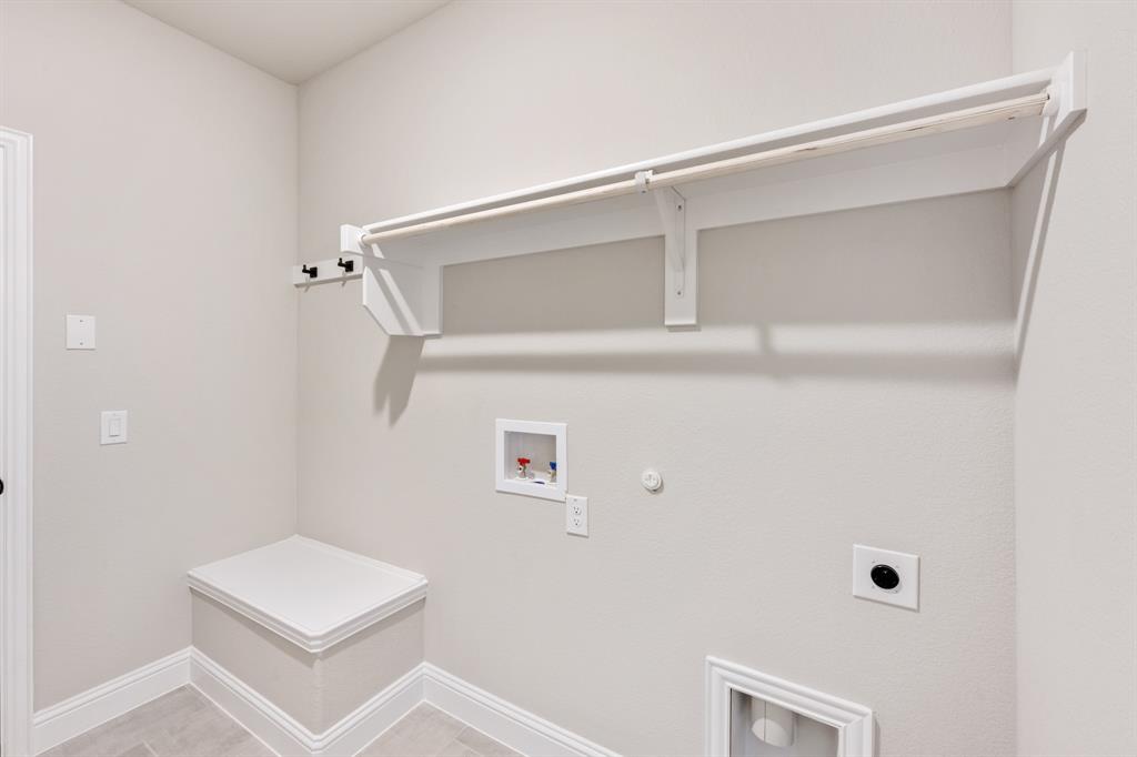 1306 Parkmont Court - Photo 25