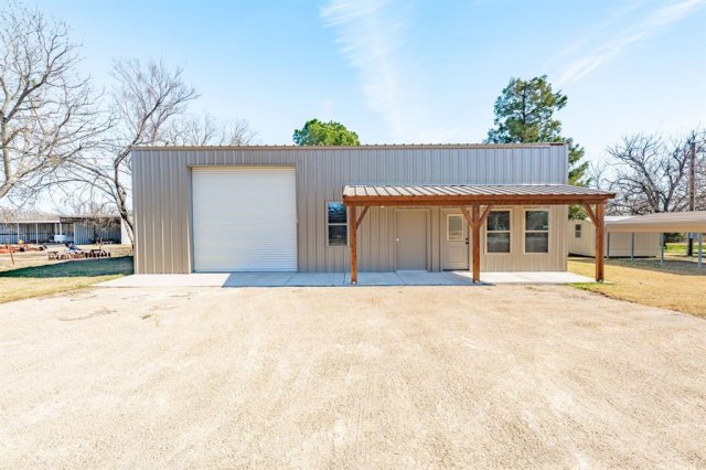 483 Private Road 729