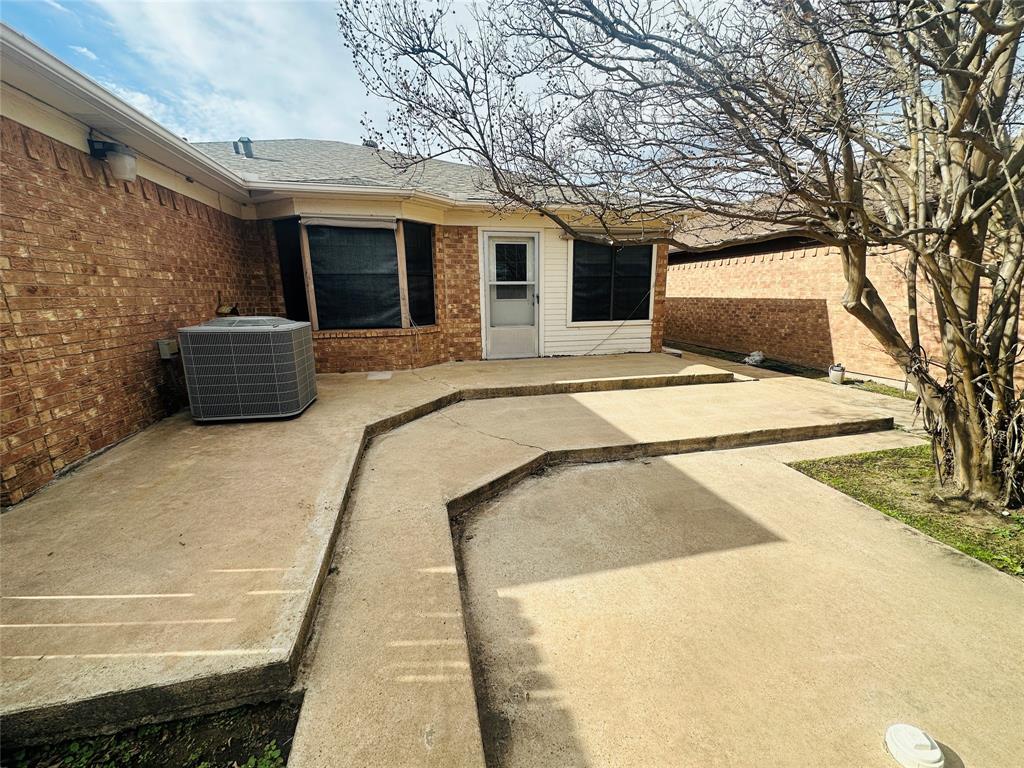 1408 Elmwood Street - Photo 25