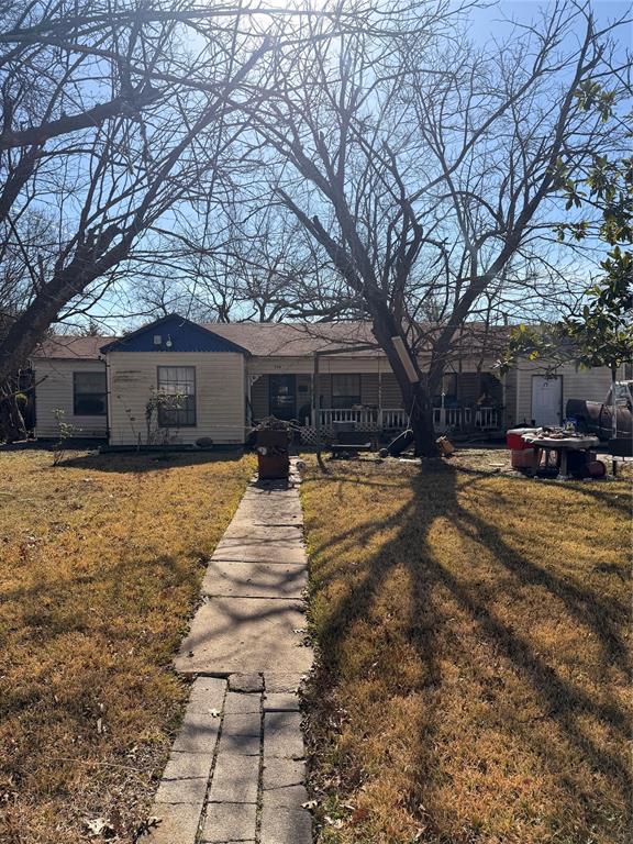 114 E Park Place Drive - Photo 1