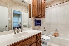 4007 Bowser Avenue - Photo 23
