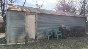213 W Eldred Street - Photo 9