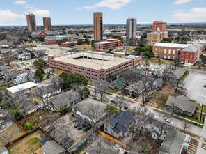 1111 N Austin Street - Photo 24