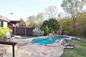 1706 Hollow Creek Court - Photo 3
