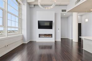 2600 W 7th Street - Photo 2