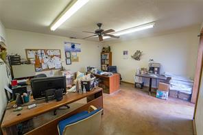 1108 N Breckenridge Avenue - Photo 31