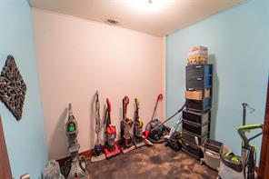 1108 N Breckenridge Avenue - Photo 36