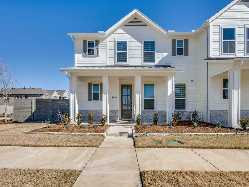 1430 Fennel Street - Photo 1