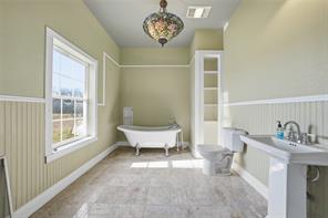 8640 State Highway 198 - Photo 10