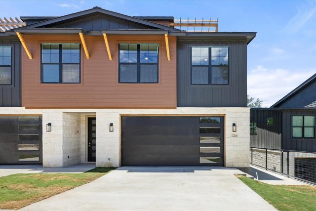 126 Clark Lane